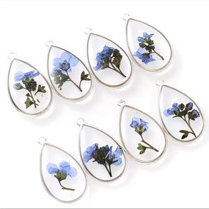 ❤️‍🔥BOGO FREE handmade dainty blue pressed flower pendent necklace jewelry